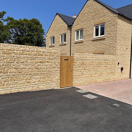 Fleming Cottage - Contemporary Cotswold Home Upper Rissington Exterior foto