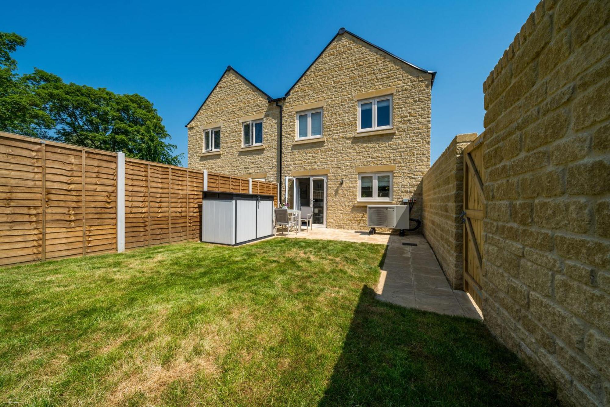 Fleming Cottage - Contemporary Cotswold Home Upper Rissington Exterior foto